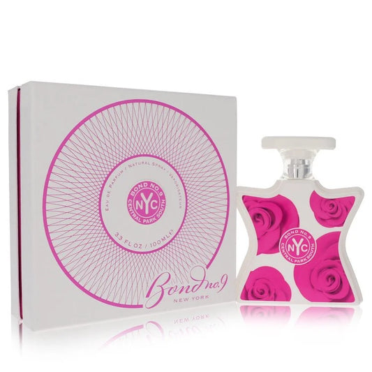 Bond No. 9 Central Park South – romantic floral perfume in white star-shaped bottle with pink roses. 100ml