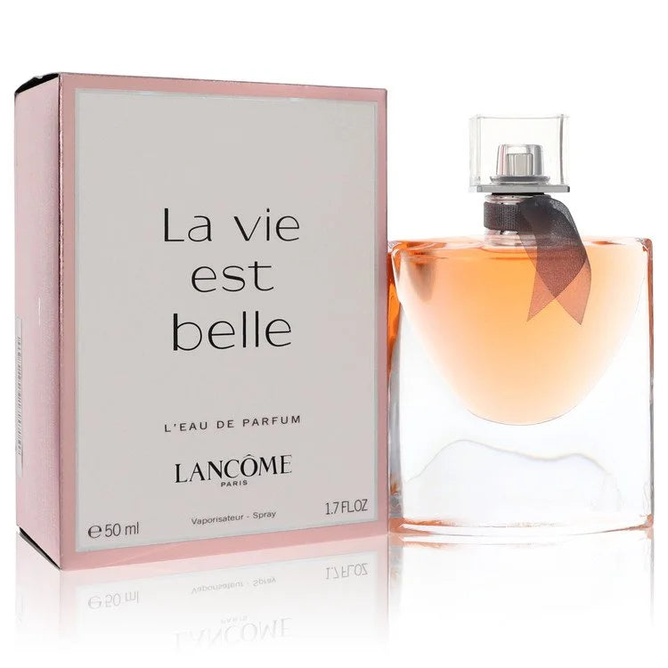 Lancome La Vie Est Belle perfume – sweet floral gourmand scent in elegant curved bottle. 50ml