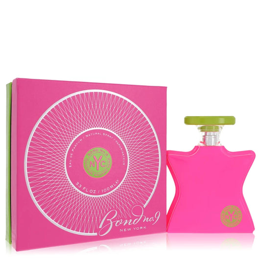 Bond No. 9 Madison Square Park – fresh green floral scent in bright green star-shaped bottle with pink bow. 100ml